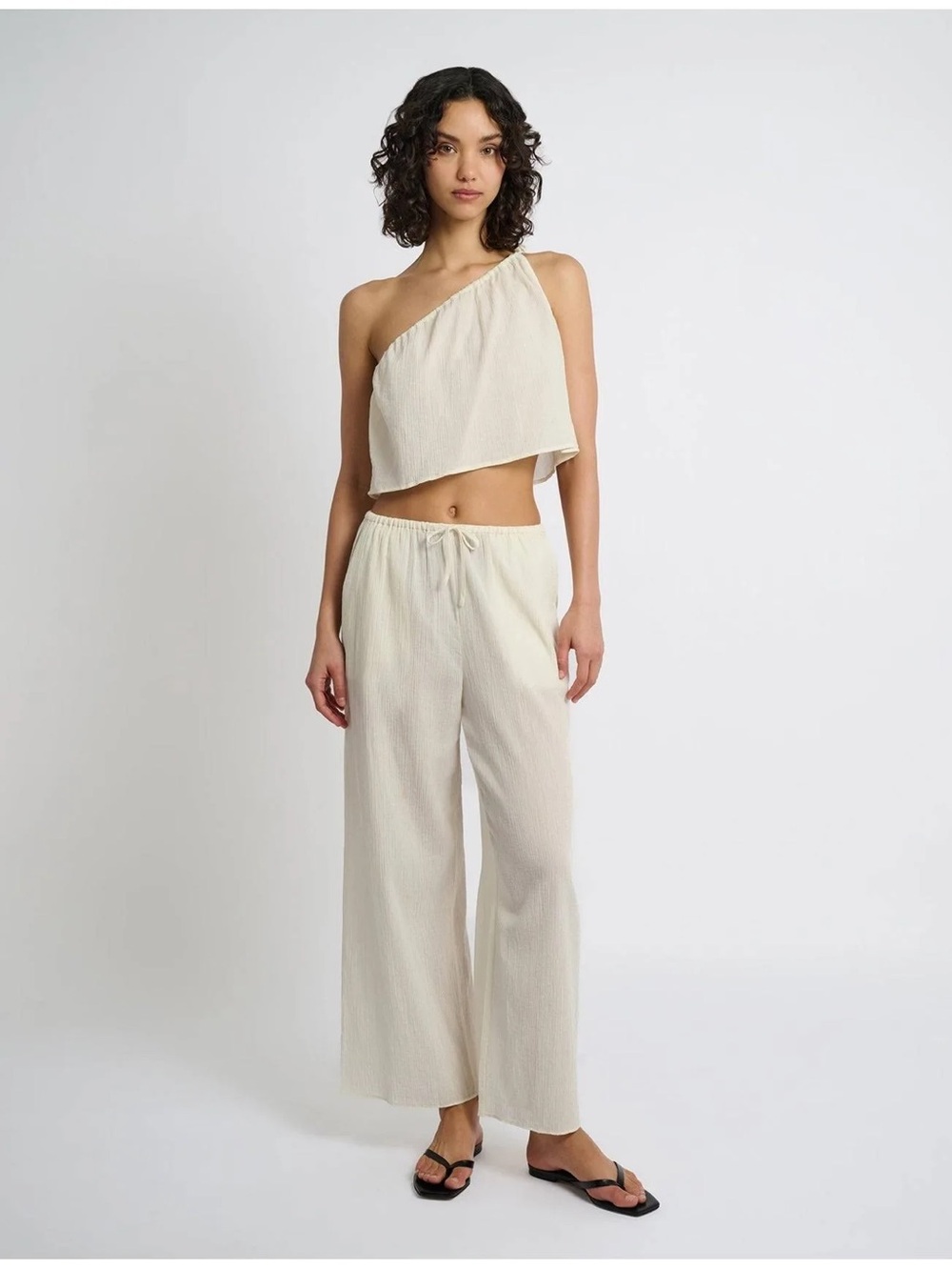 ONIA - CRINKLE WIDE LEG DRAWSTRING PANTS - SANDSHELL - SIZE MEDIUM